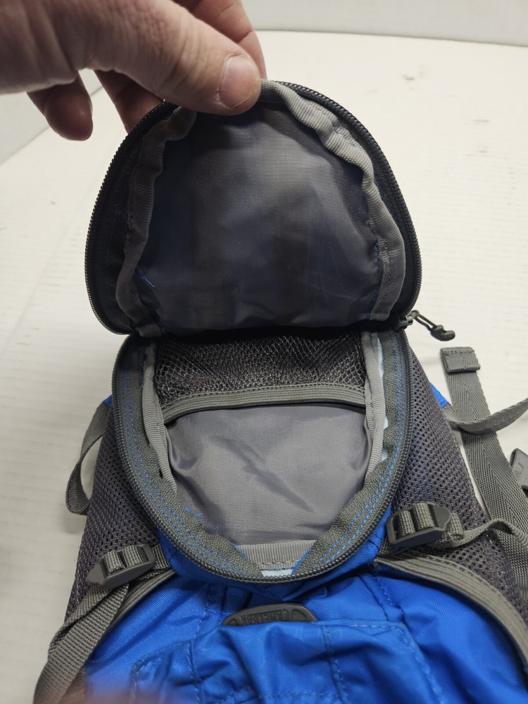Camelbak Velocity 2.5L 85 oz. Hydration Back Pack Blue