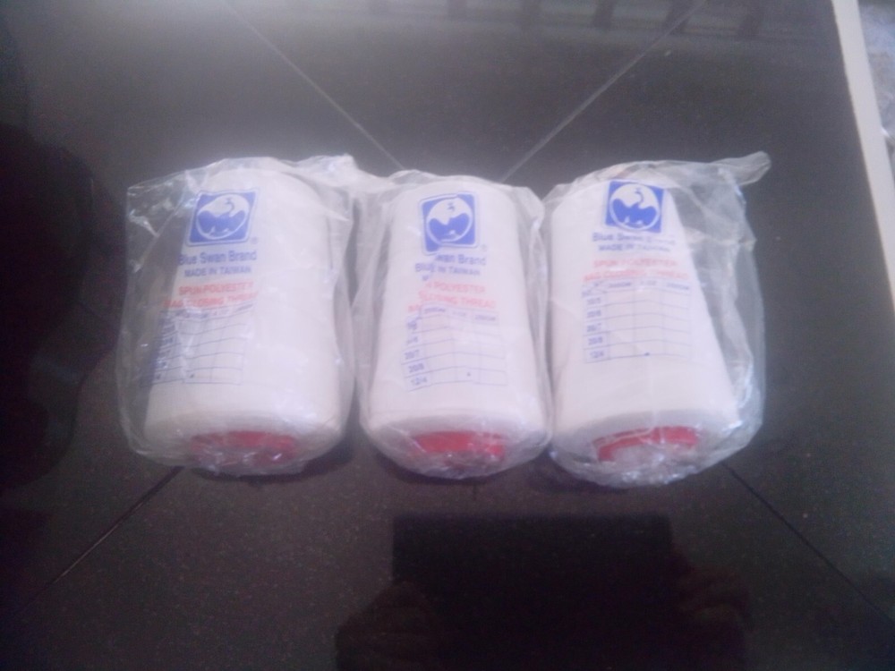 3 SPOOLS White 12/4 Polyester 200g Bag Closing Closer Sewing Machine Thread A945