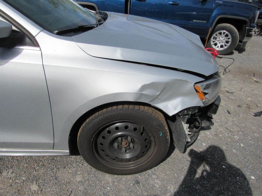 JETTA 2013 Glove Box 1037035