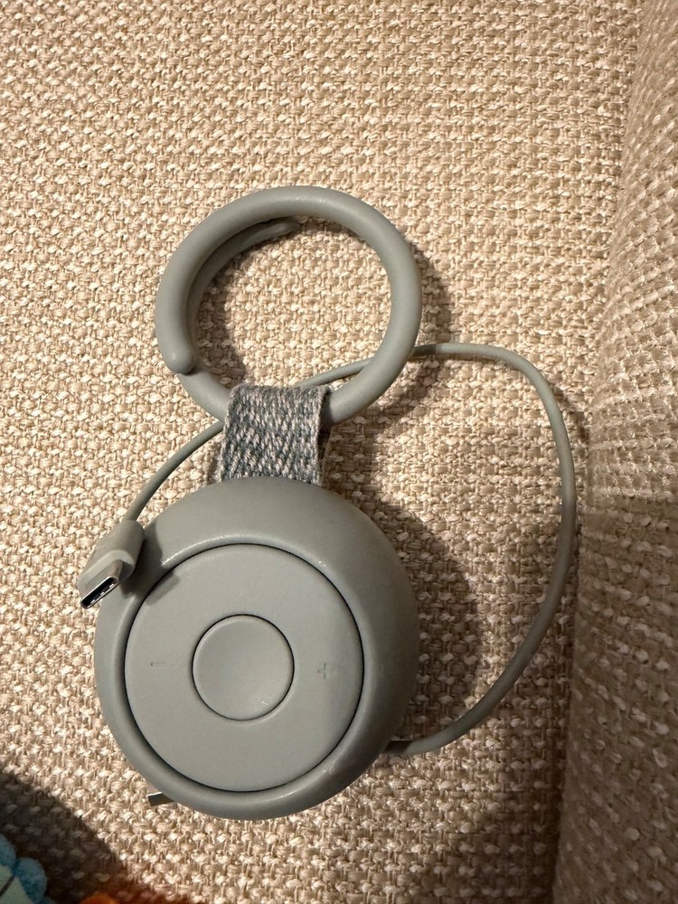 portable hatch sound machine green color