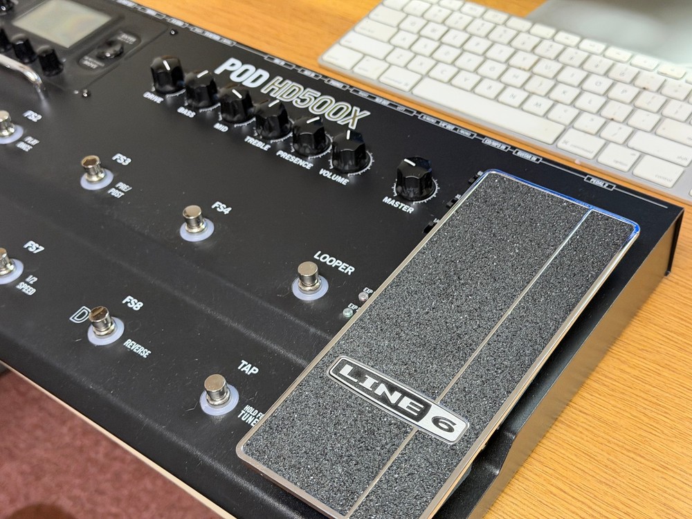 Line 6 POD HD500X Professional Grade Guitar Amp And Effects Processor