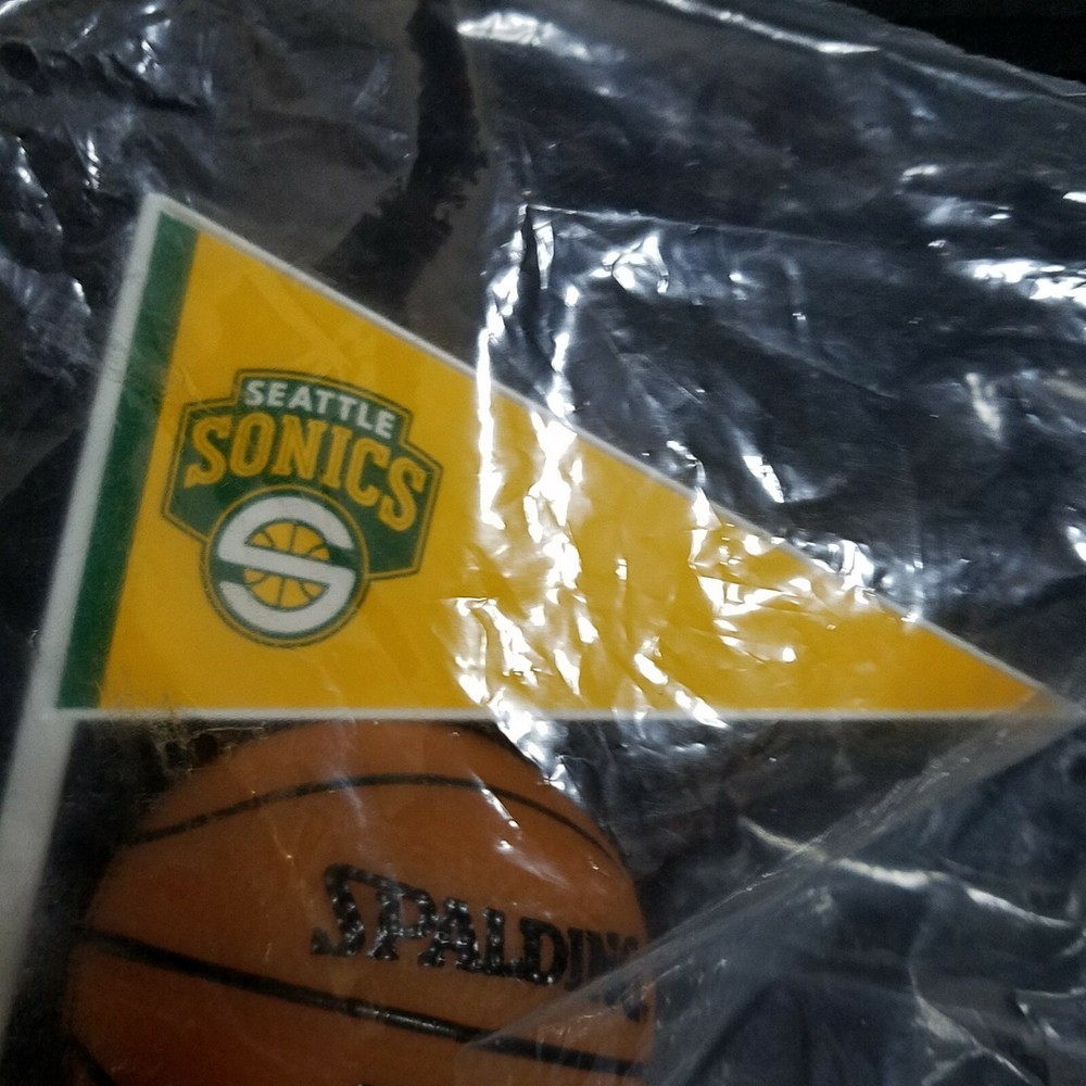 Seattle Sonics Cake Topper Basket Ball