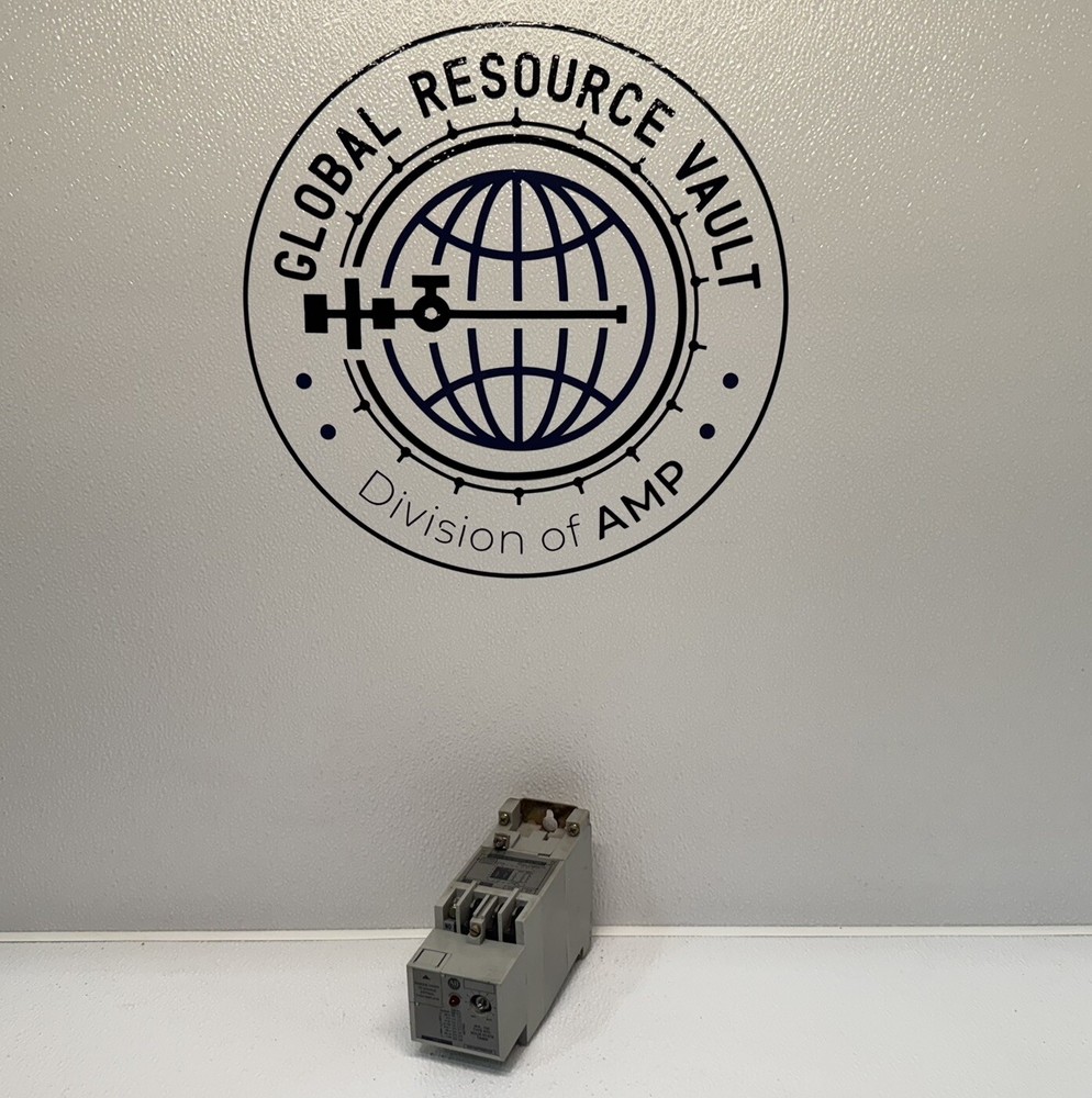 Allen Bradley 700-RTC00100U24 Ser. A Solid State Adjustable Timing Relay
