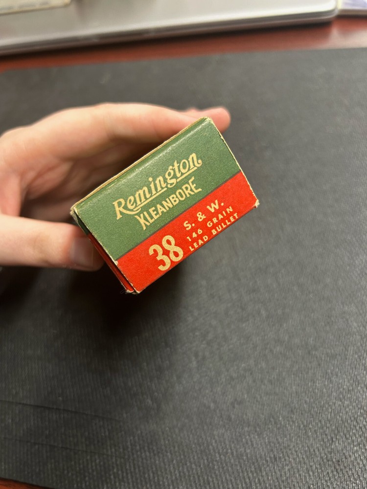 REMINGTON 38 VINTAGE BOX