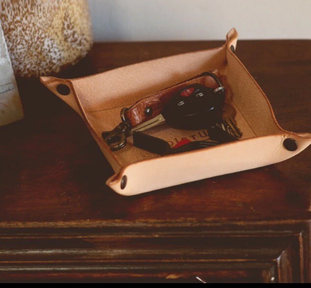 Bed Stu Expanse Leather Cat hall Keys Change Holder