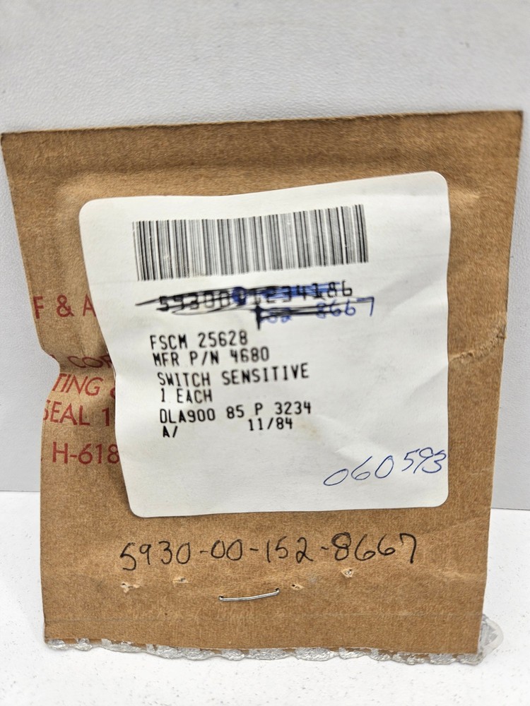 5930-00-152-8667 Thermostatic Switch