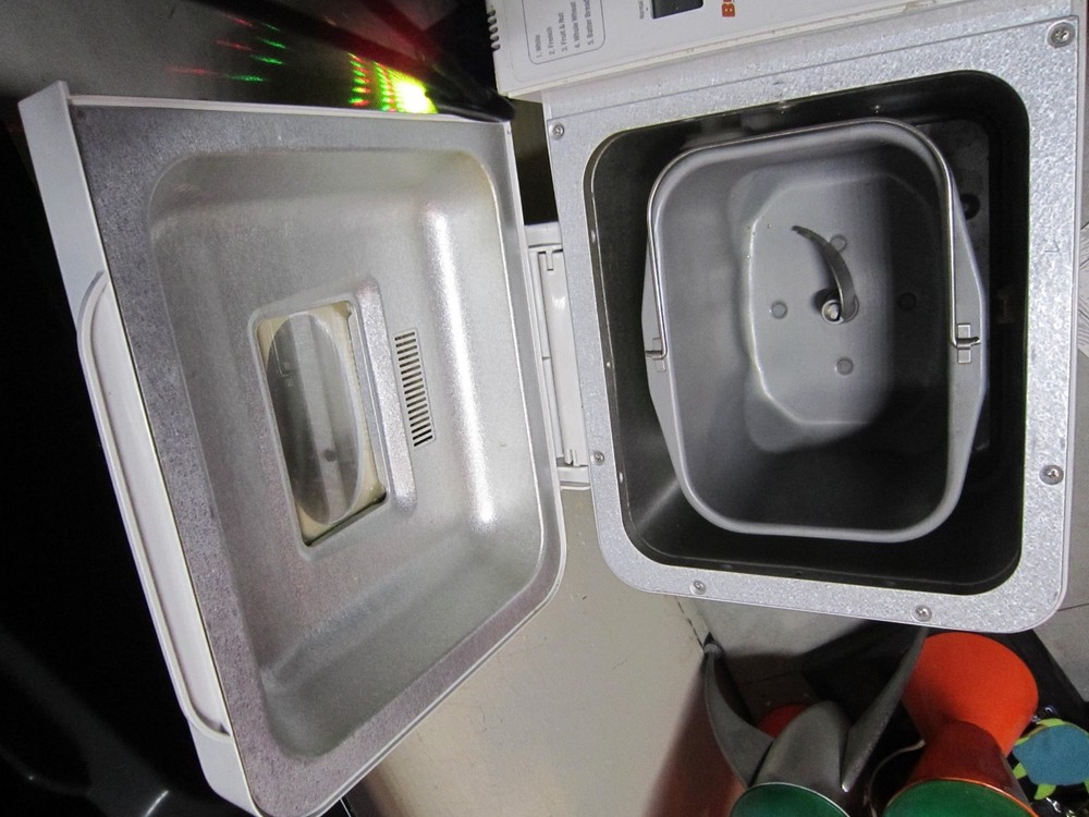 Working Breadman Plus TR800 Bread Maker Machine FREESHIP