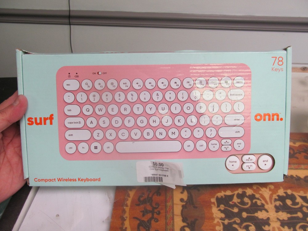 Surf by ONN Pink Compact Wireless Keyboard NEW
