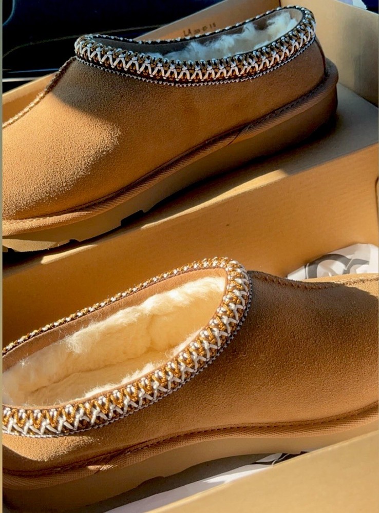 Brand New Size 5 Uggs