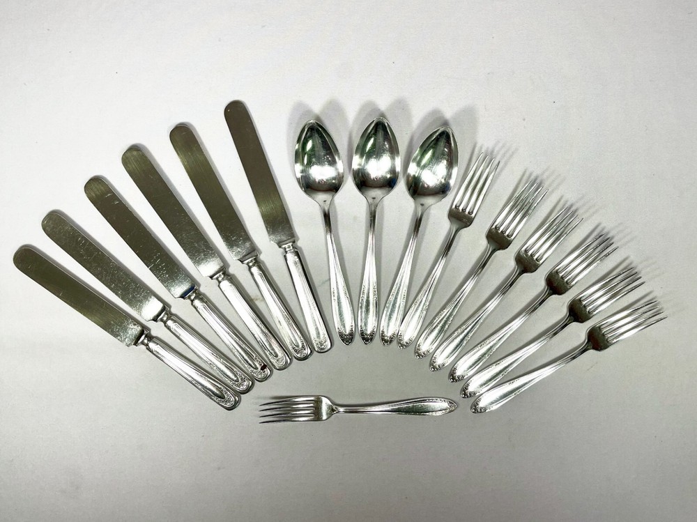 Vintage, Oneida Community 1916, Silver Plate Flatware Set, Modjeska Pattern