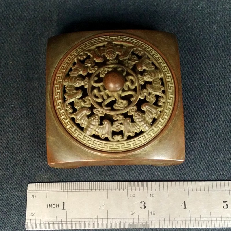 3.3" mark Antique Chinese Bronze bat Censer Aroma Incense burner Censer statue