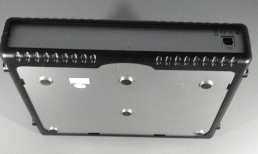 HERCULES DJ CONTROL MP3 (PLEASE READ DESCRIPTION - NO RETURNS WHATSOEVER)