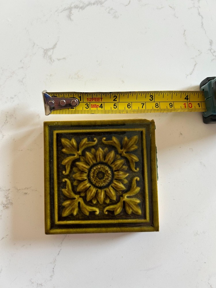 28 Floral Green Tiles