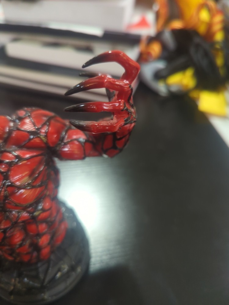 Gentle Giant Marvel Carnage Bust
