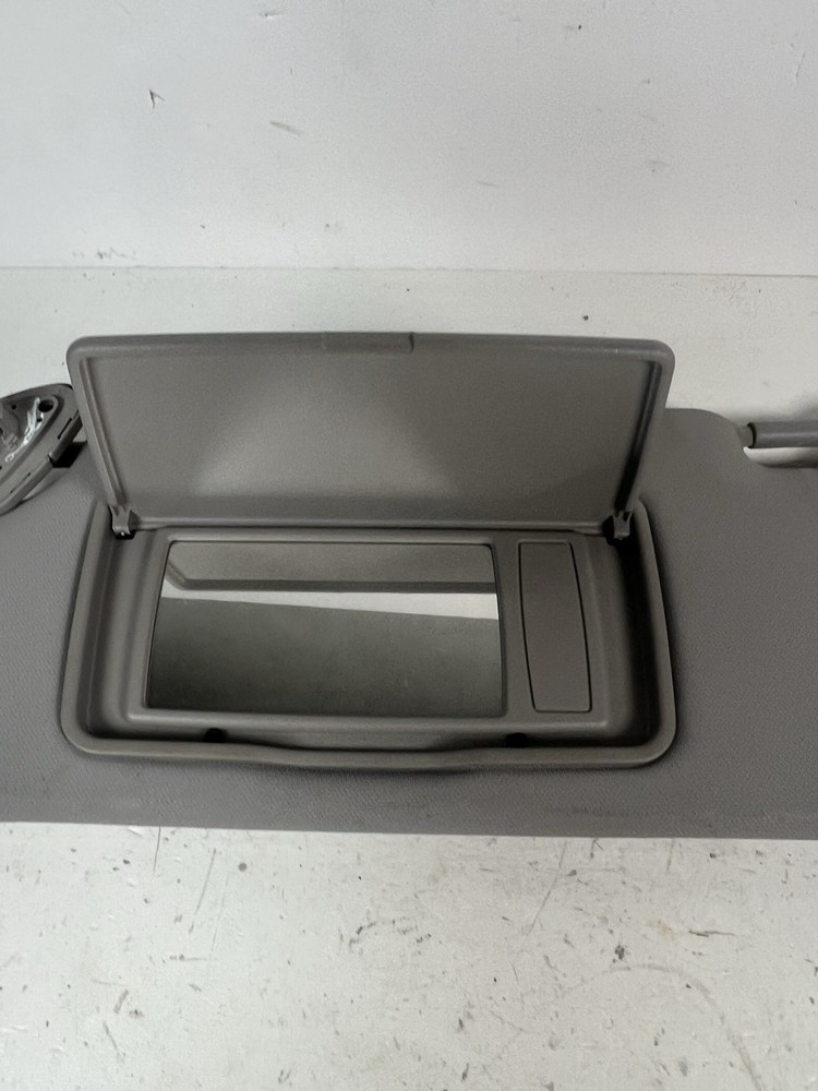2007-2011 Honda CRV Driver Left Side Sun Visor Gray Vinyl NON Lighted