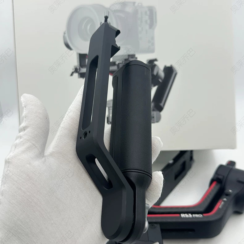 DJI RS 3 Pro Combo (97% New) - Complete Stabilizer Package, Pro-Level