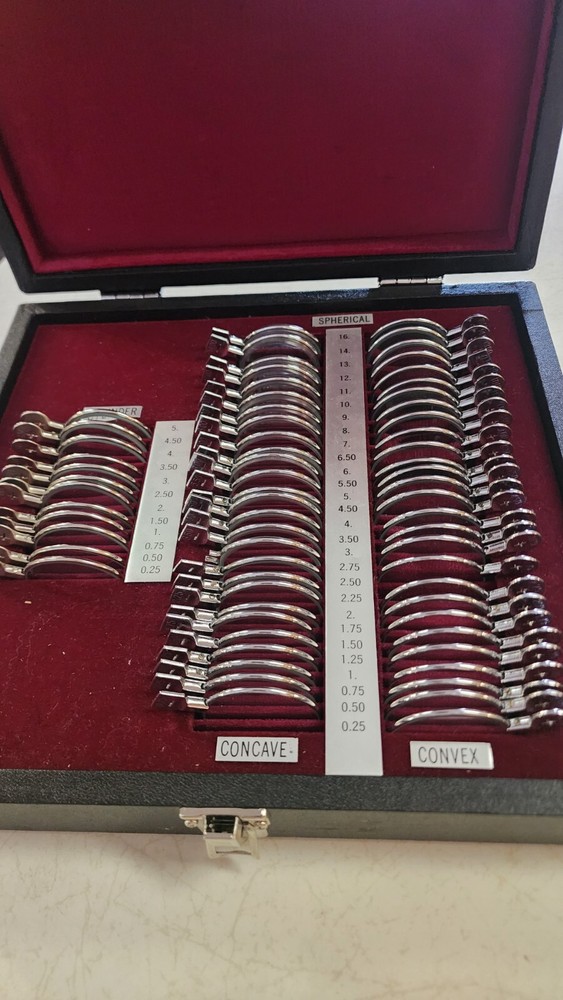 Vintage Optometry Optical Trial Lens Kit 68 piece Ex Condition