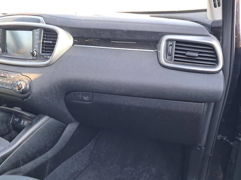 SORENTO   2019 Glove Box 4858111