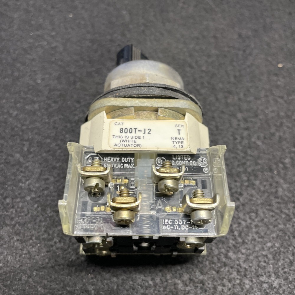 ALLEN BRADLEY 800T-J2 SELECTOR SWITCH 4wire (st09)