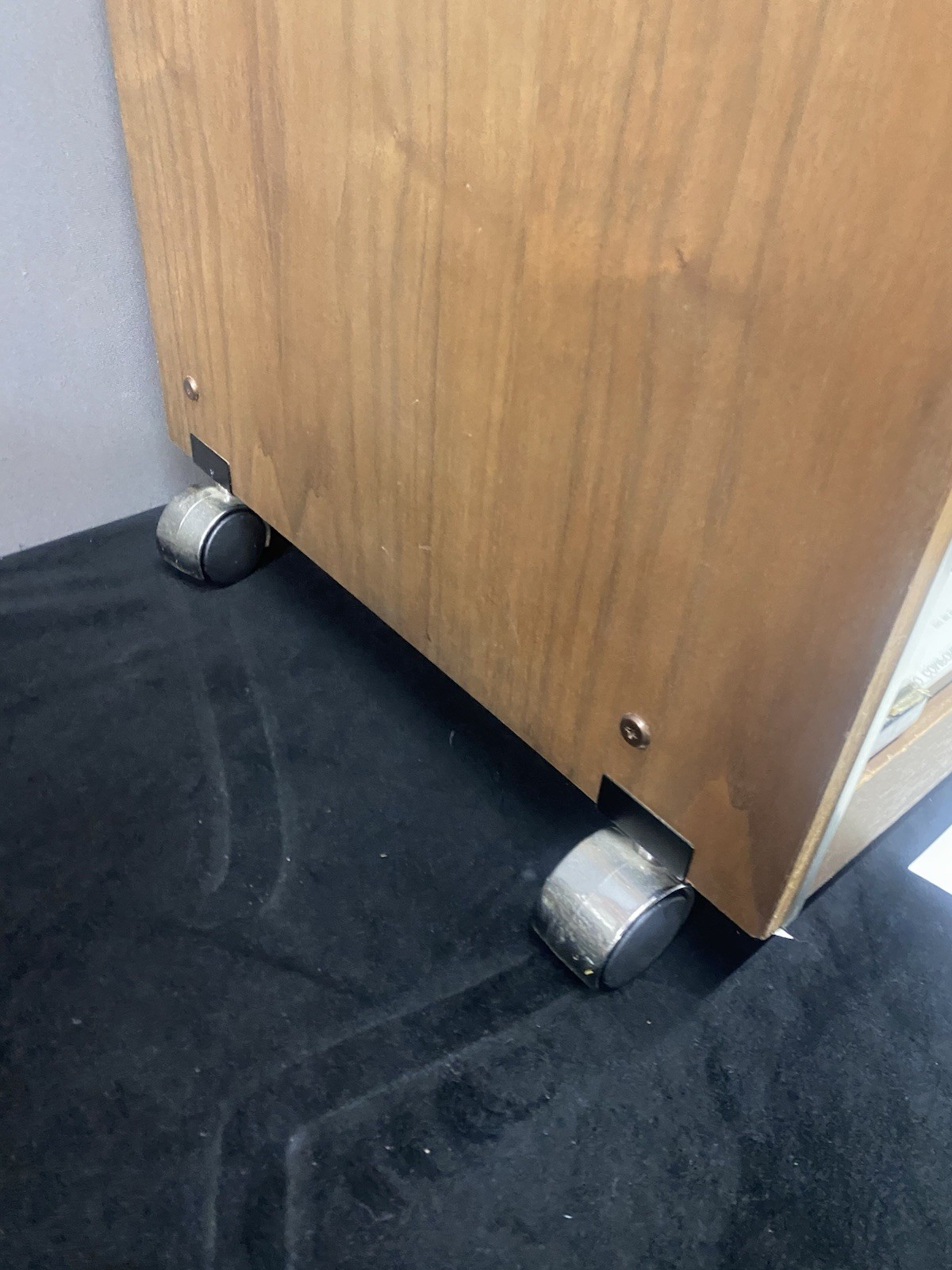 Realistic Component Stand Oiled Walnut Good shape Vintage