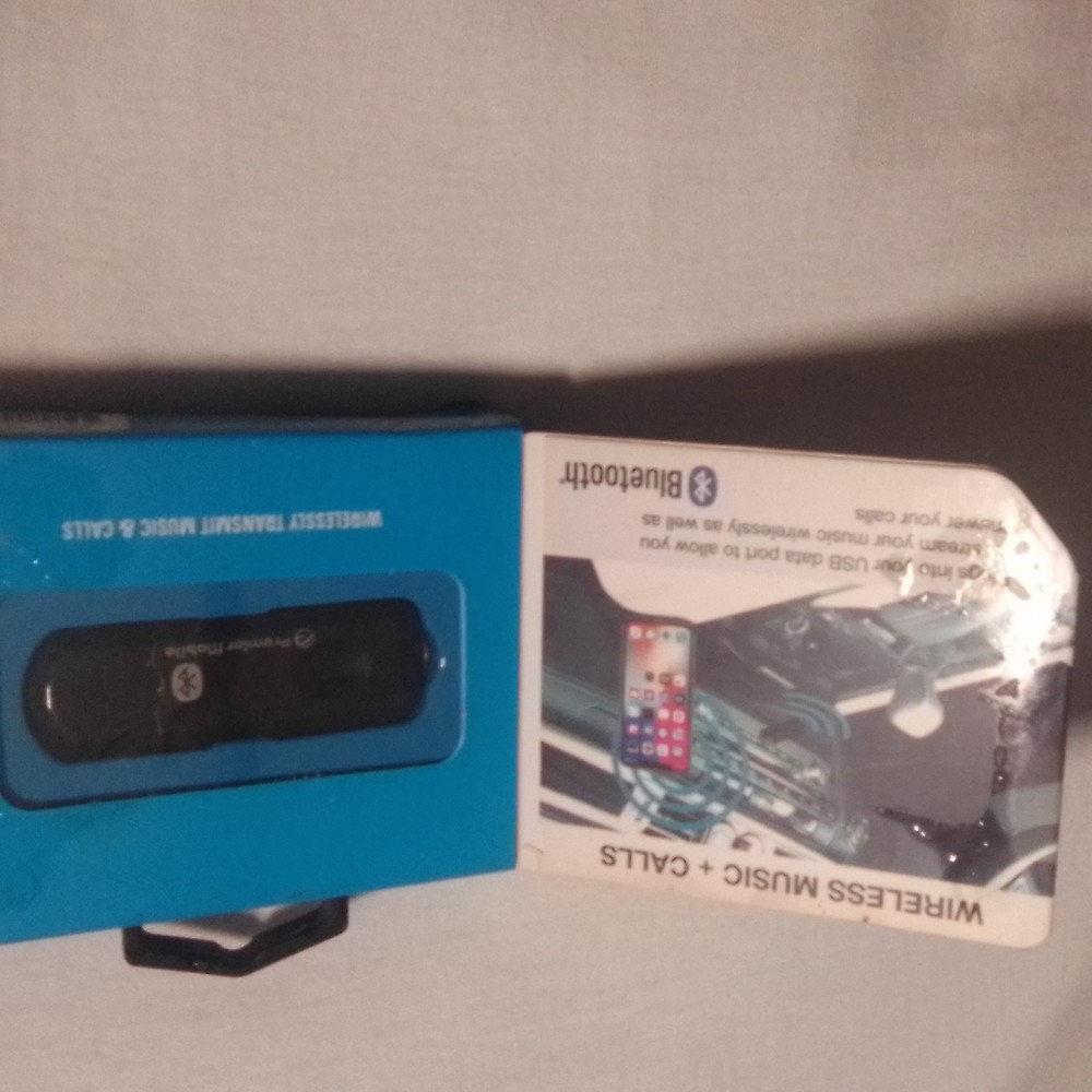 USB Bluetooth Car FM Transmitter Aux Stereo Audio Receiver Adapter