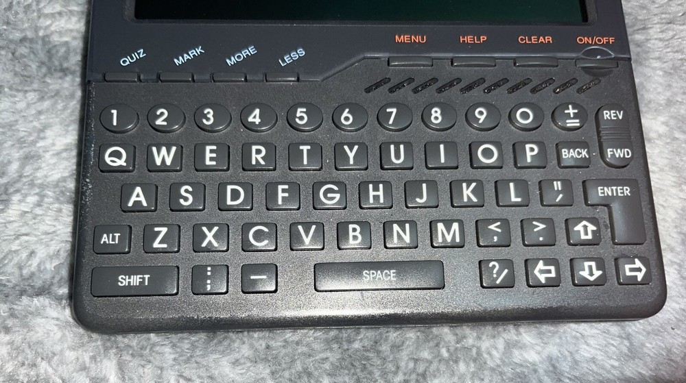Franklin Electronic Devices Concise Columbia Encyclopedia EC-7000 Handheld