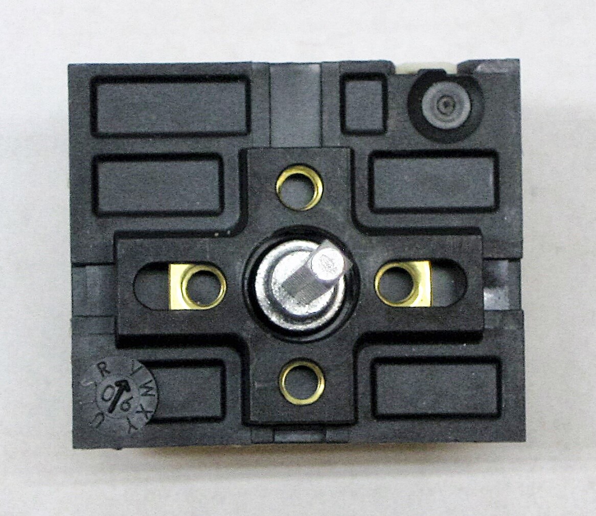 Robertshaw 5500-202 (M) Infinite Switch Control 240 Volt for Electric Burner