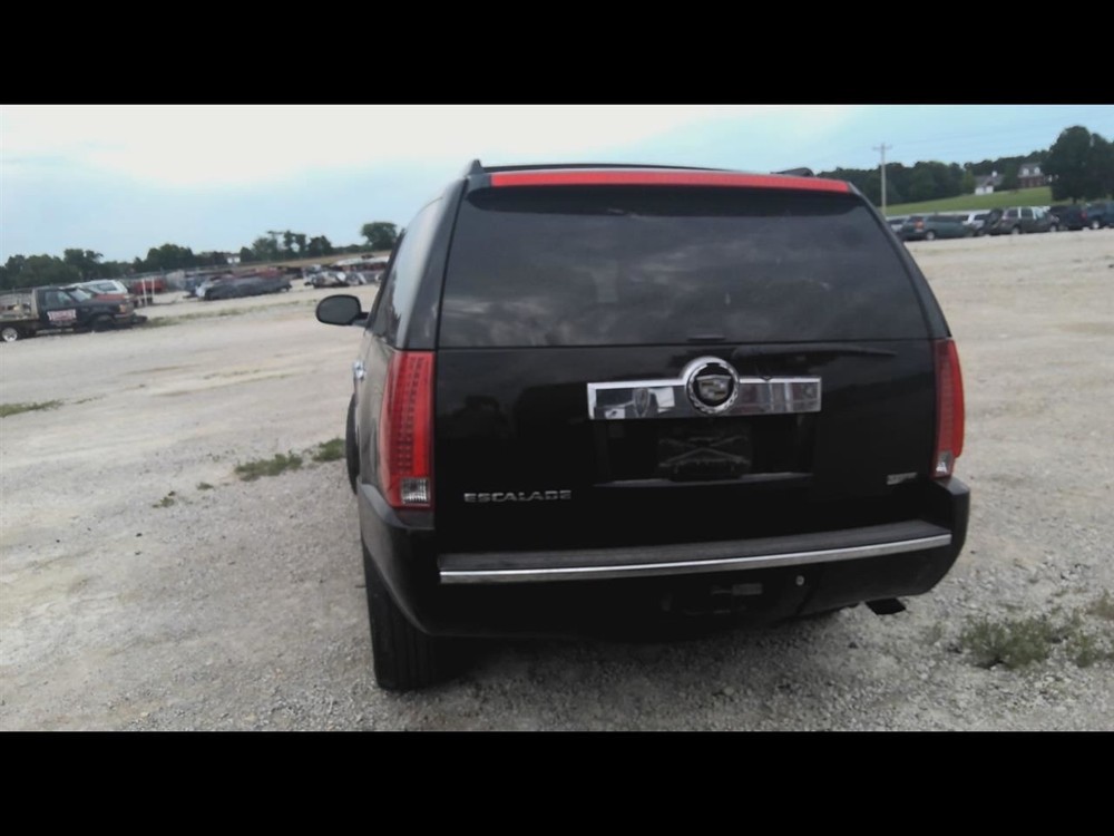 2012 CADILLAC ESCALADE Jack
