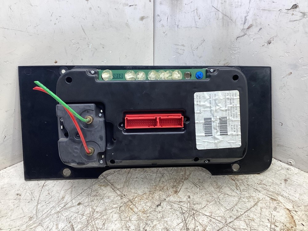 2011-2014 Freightliner CASCADIA Speedometer Instrument Cluster - Used