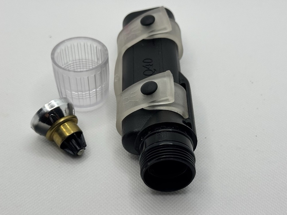 Underwater Kinetics Mini Q40 Flashlight