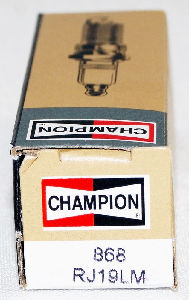 Champion Copper Plus 868 Spark Plug RJ19LM