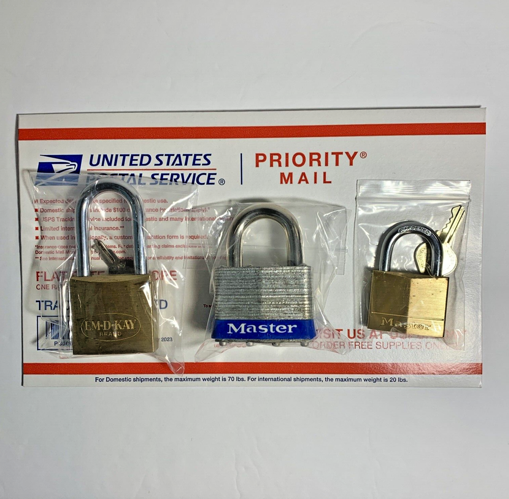 3 Padlocks - 2 Master & 1 EM-D-KAY - All Look & Work Great - Free Priority Mail