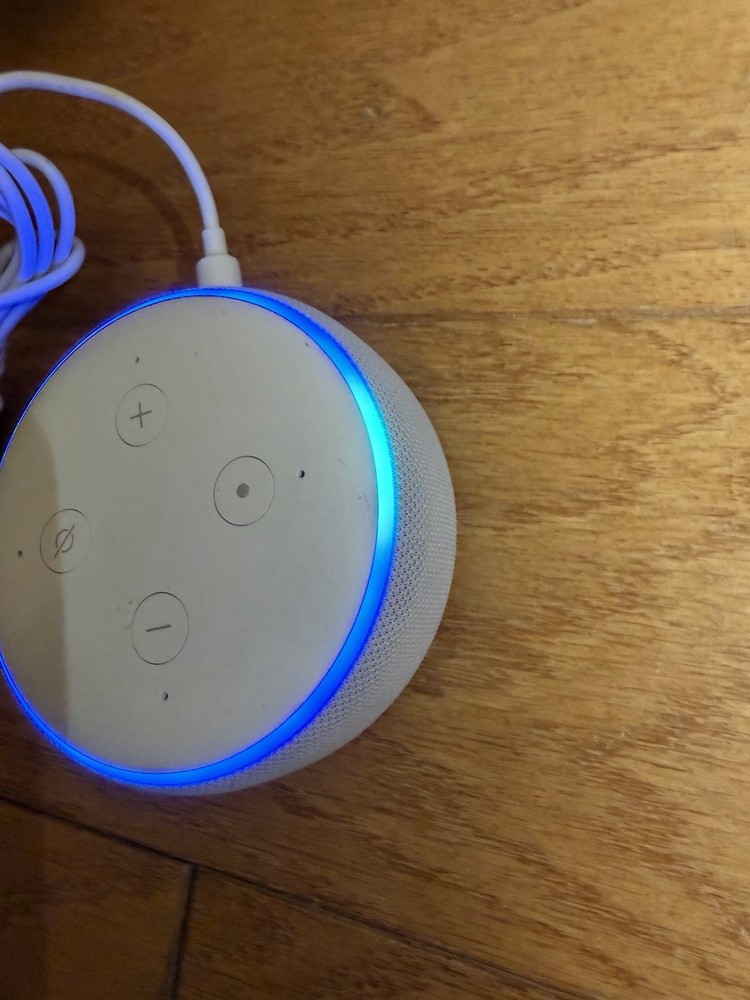 Amazon Echo Dot 3rd Gen Smart Speaker C78MP8 Used Tested D55 Sandstone