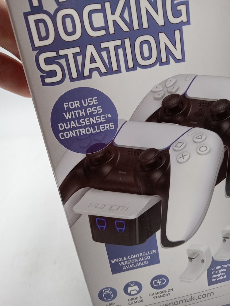 Venom PS5 Controller Charger Twin Docking Station - White - VS5001