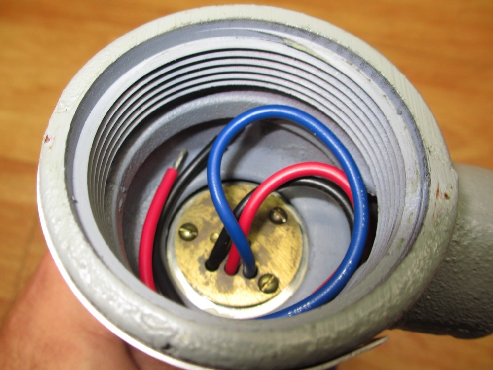 Flotect V4SS-2 *USED?* Explosion Proof Flow Switch W.E. Anderson