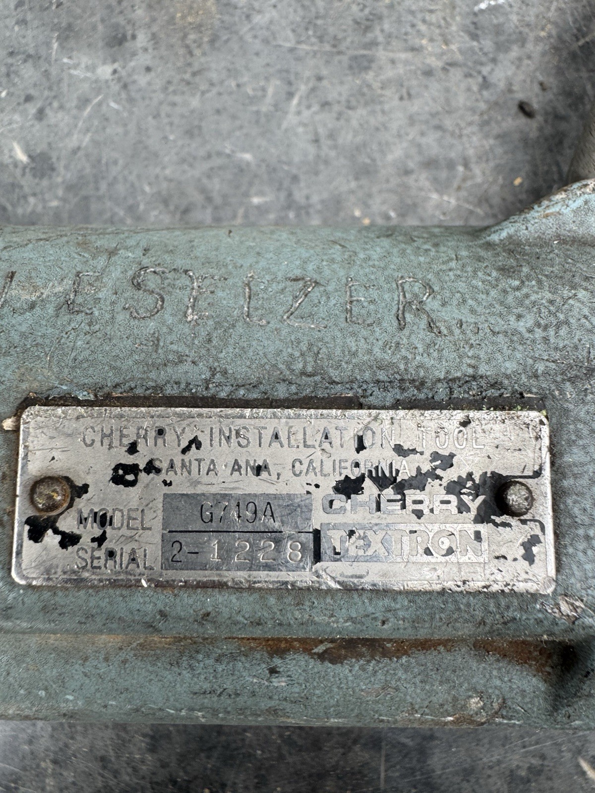 Cherry Installation Tool Hand Rivet Gun Cherry Textron G749A