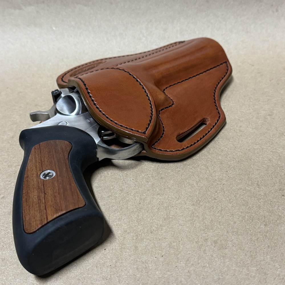 COLT PYTHON Leather Holster 4-1/4" barrel RH NEW MODEL (READ LEAD TIME)