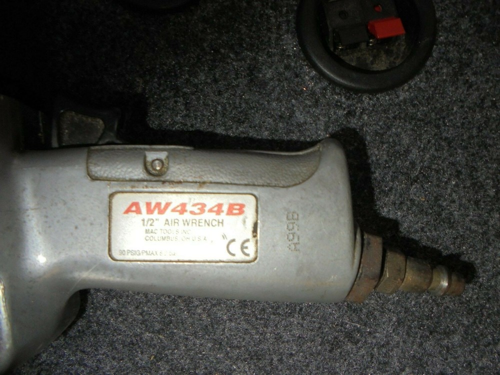 1/2" AIR WRENCH (MADE BY MAC TOOLS, MODEL: AW434B)