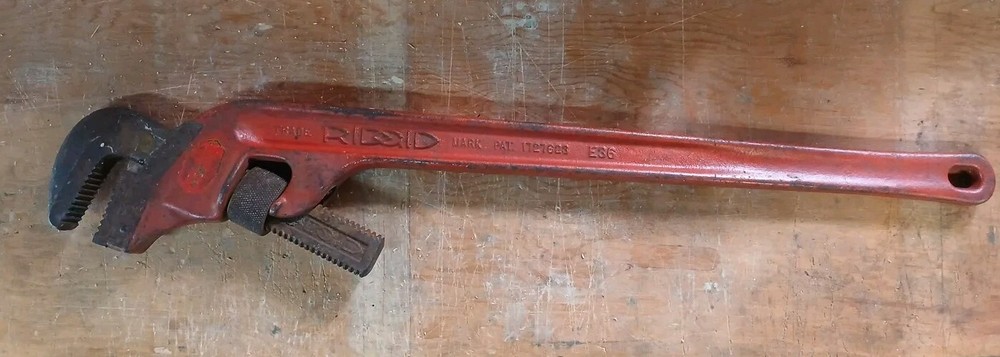 Vintage Loff Set Ridged E36 PIPE WRENCH STEEL