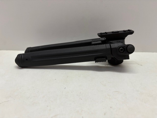 Magpul MAG951 M-LOK Adjustable Bipod