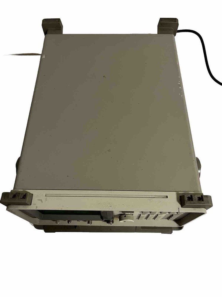 HP HEWLETT PACKARD 8560 SPECTRUM ANALYZER