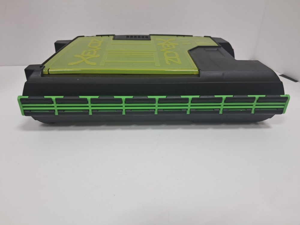 Xevoz - BATTLE ATTACK TRANSPORTER CASE W/ IRON SPECTRE - Complete - Hasbro 2004