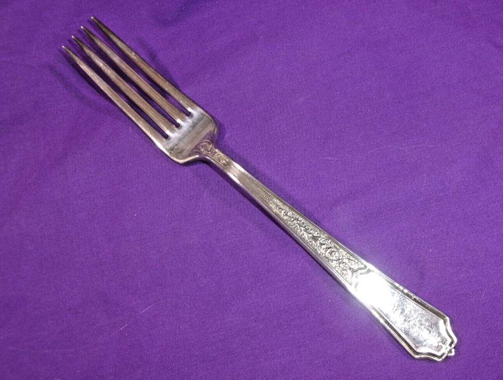 INTERNATIONAL ROGERS BROS ANCESTRAL DINNER FORK 7 1/2" SILVERPLATE MULTIPLES