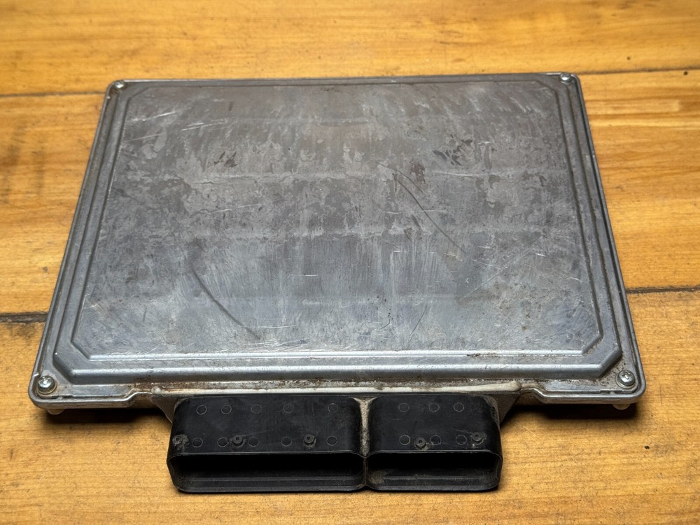 Isuzu ECM ECU 8982284550 OEM Engine Control Module Diesel Computer Unit 6UZ1