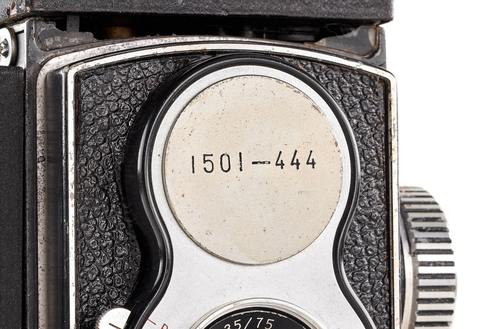 @ Seagull 1501 Chinese Motor Camera c.1960