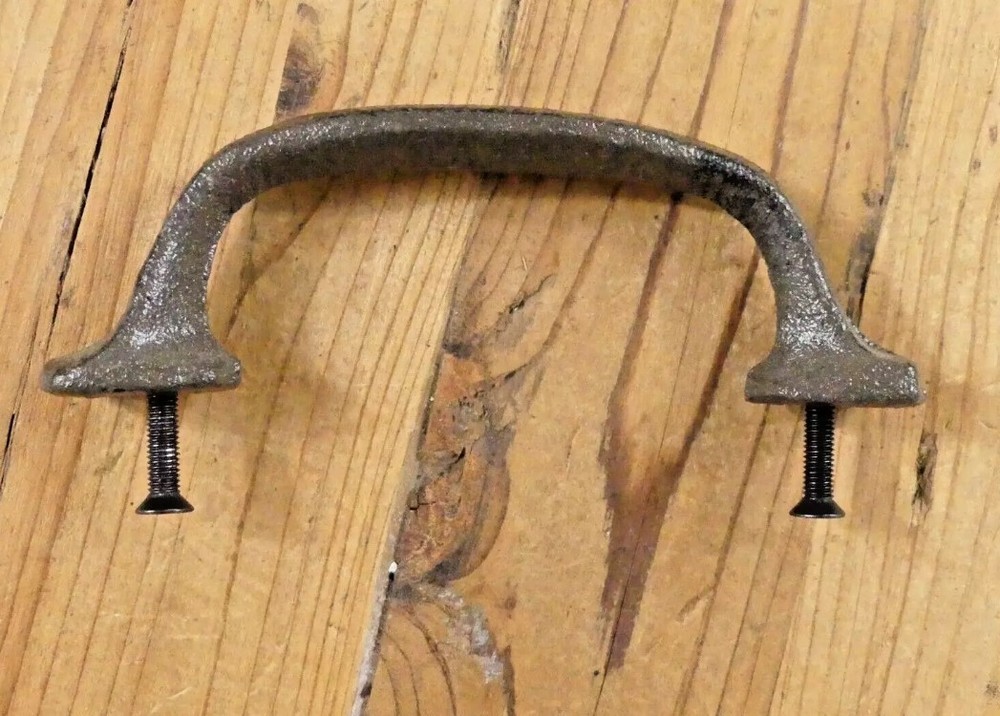 CAST IRON HANDLE RUSTIC DRAWER PULL 5 1/4" LONG W/ SCREWS PULLS HANDLES CABINET