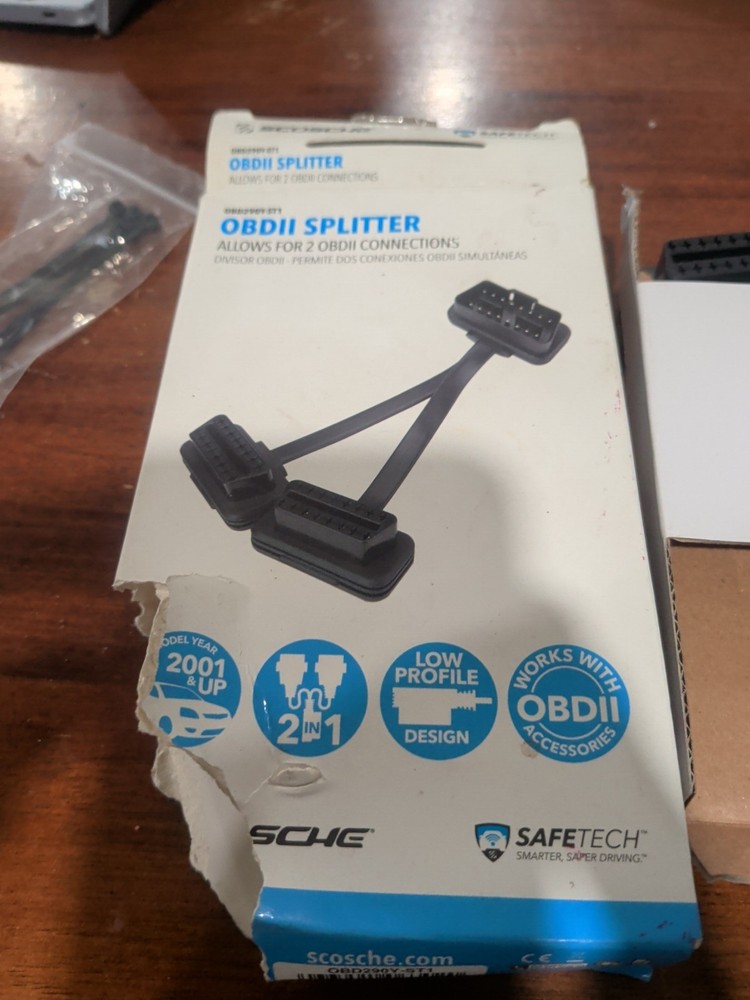 SCOSCHE OBDII SPLITTER - 2 OBD Connectors. Ripped Package
