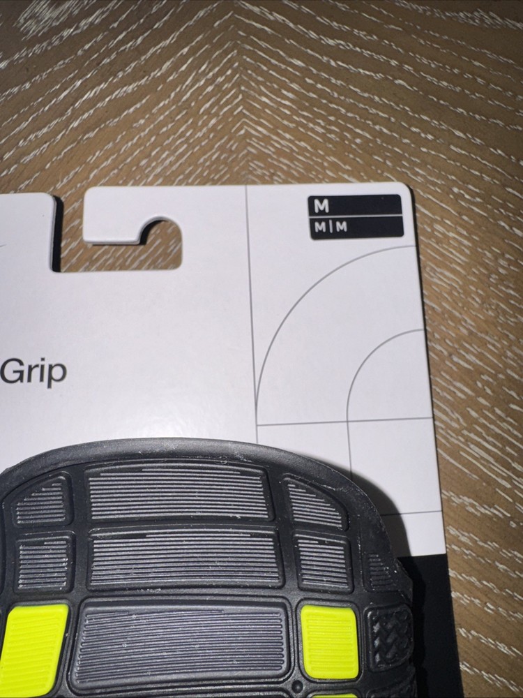 Nike Alpha Grip Lifting & training grips - Med NWT