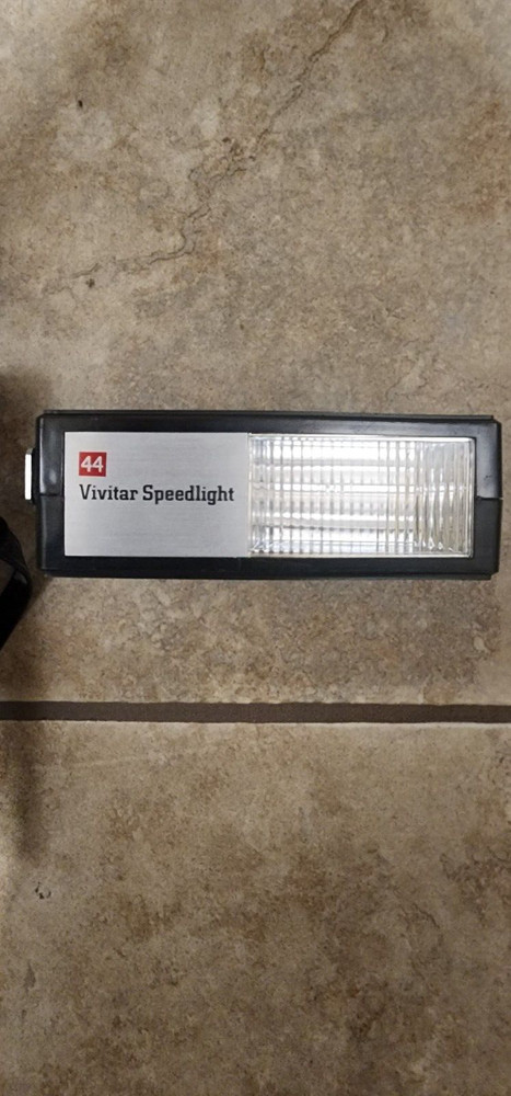 Vivitar 44 Speedlight