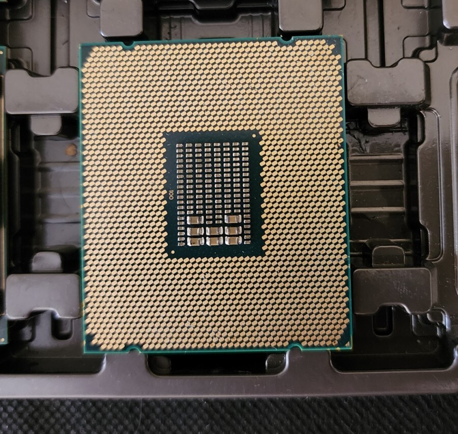 Intel Xeon Processor E5-2630L V4 10 Core 25MB Cache 1.80GHz CPU SR2P2